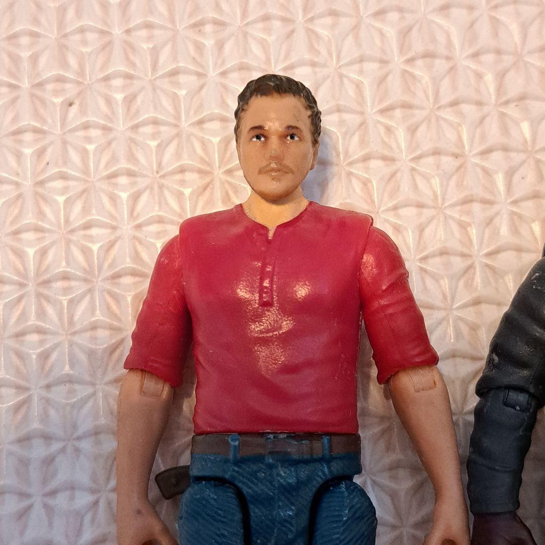 ジュラシックワールド　オーウェン　レイン　デラコート　アクション　フィギュア