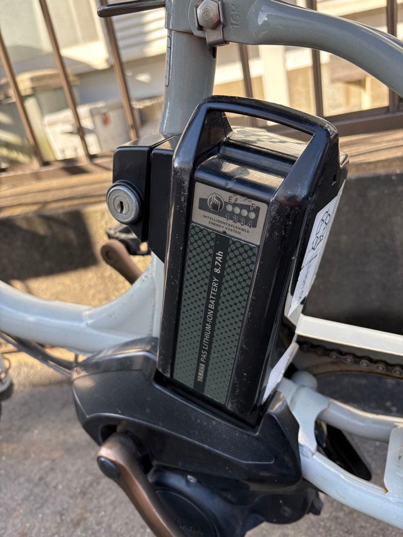 電動アシスト自転車 チャイルドシート付き　bikke 引き取りのみ