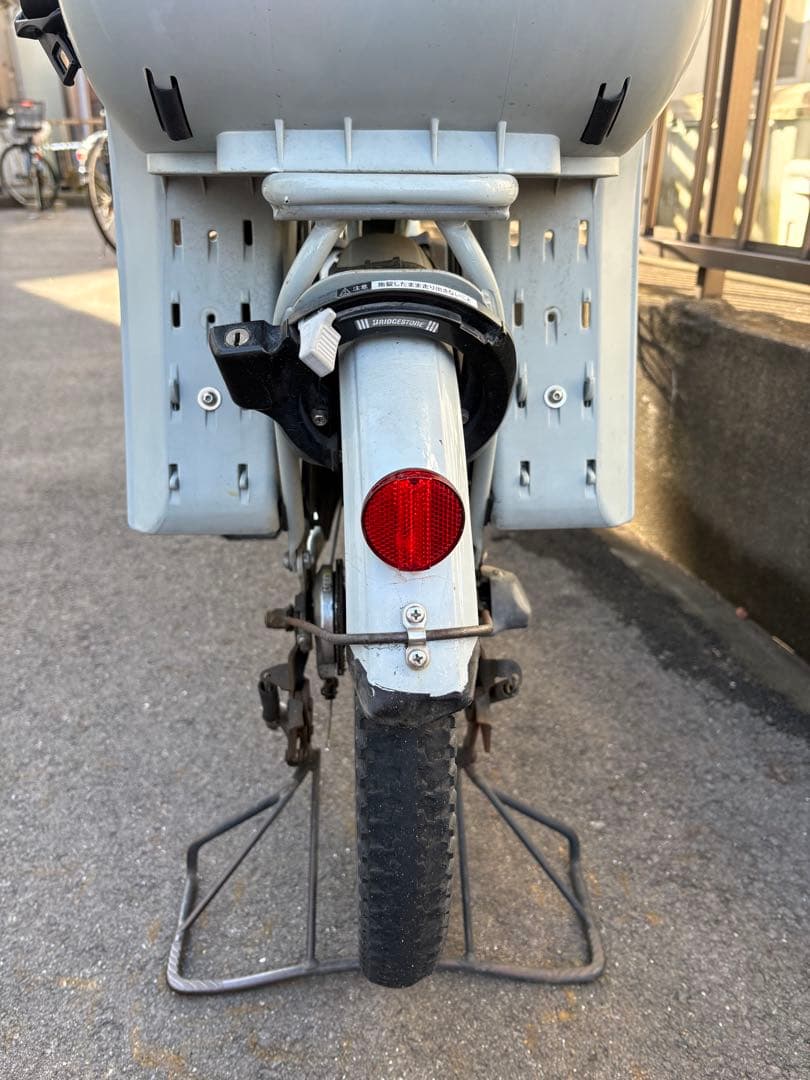 電動アシスト自転車 チャイルドシート付き　bikke 引き取りのみ