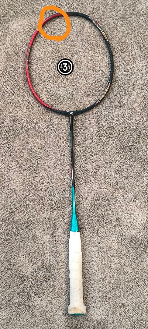 【ジャンク品】アストロクス88d 4UG5 4本セット バドミントン ラケット