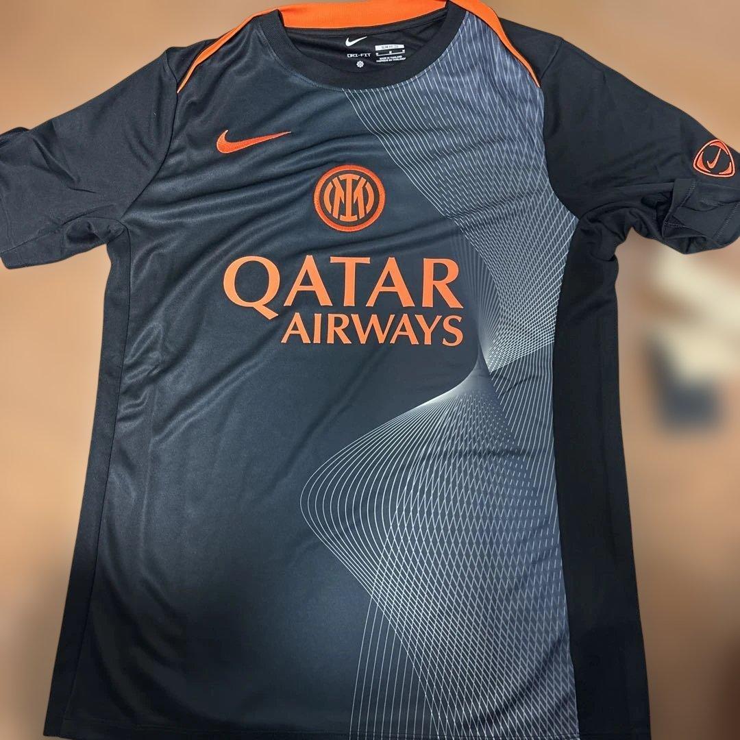 スポーツシャツ　NIKE✖️インテル