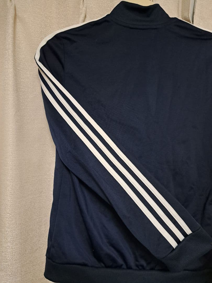 新品タグ付き！adidas ジャージ上下セット ネイビー タグ付き