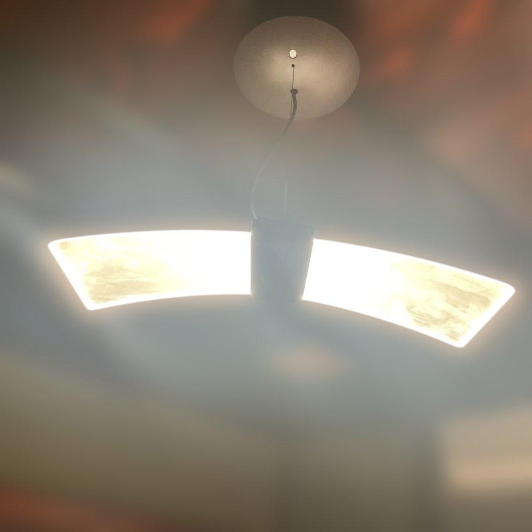 SHARP製　LED ペンダントライト 曲線デザイン