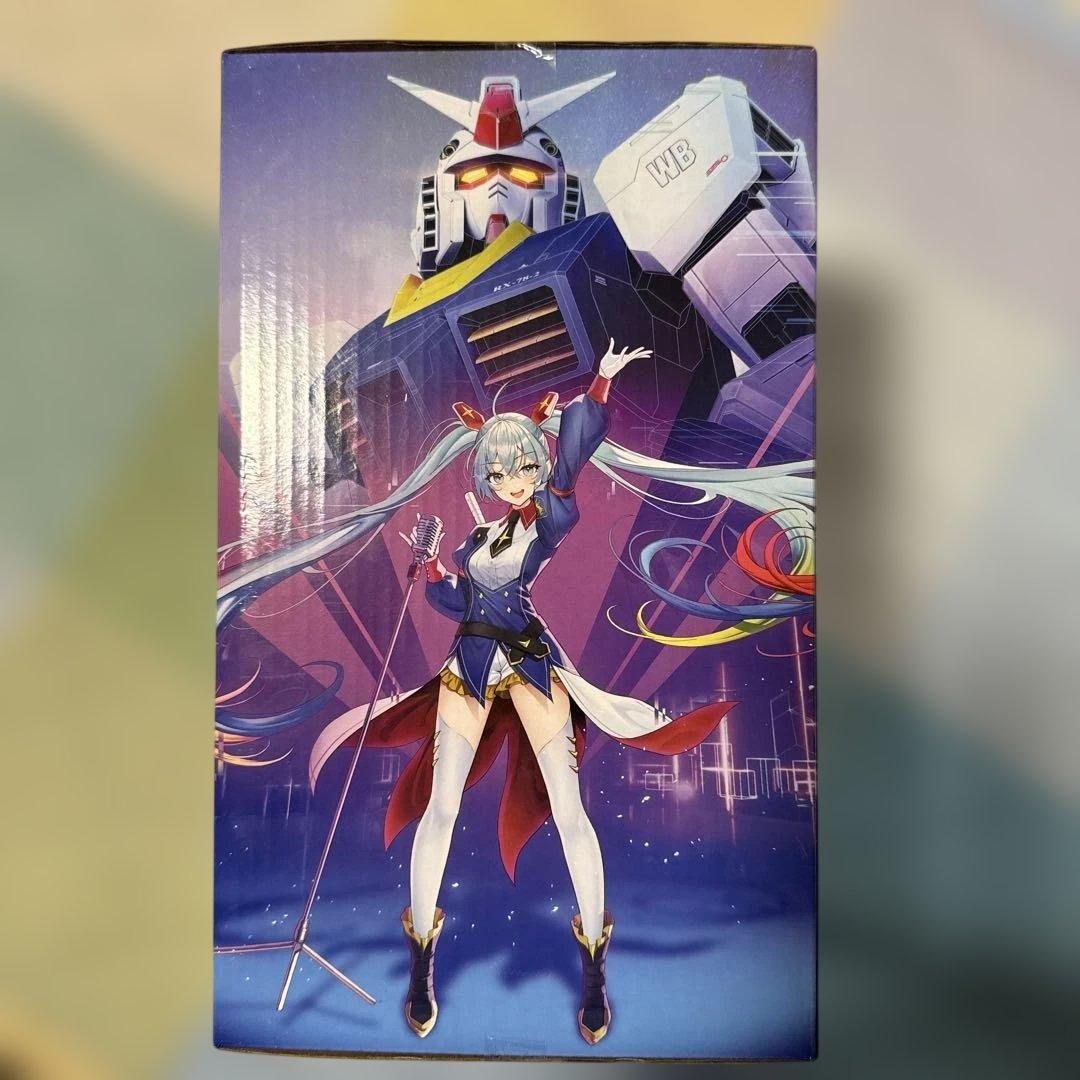 初音ミク GUNDAM コラボフィギュア