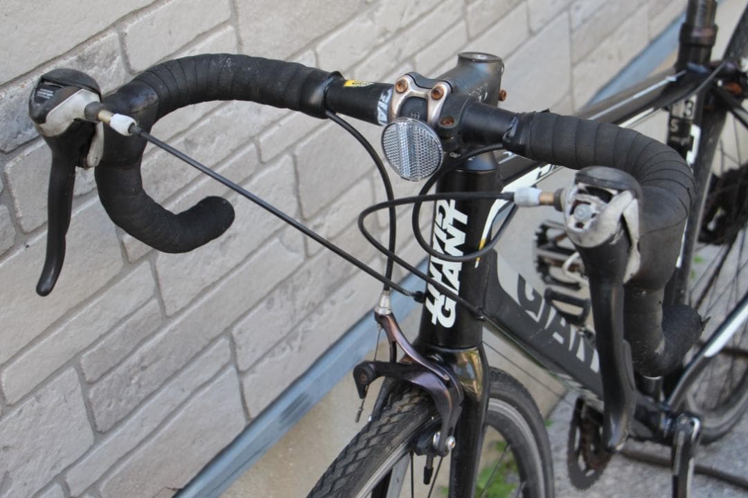 引き取り限定♪人気のGIANT♪DEFY3♪軽量アルミフレーム♪スポーツの秋に♪