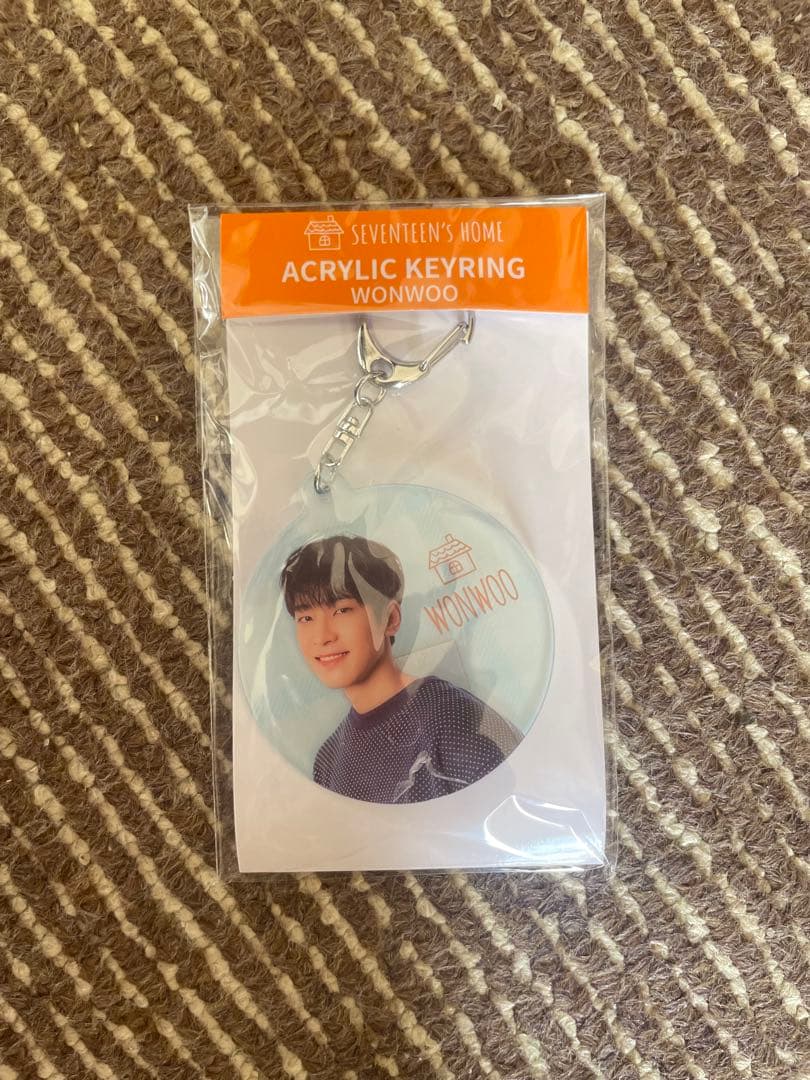 SEVENTEEN Wonwoo アクリルキーホルダー