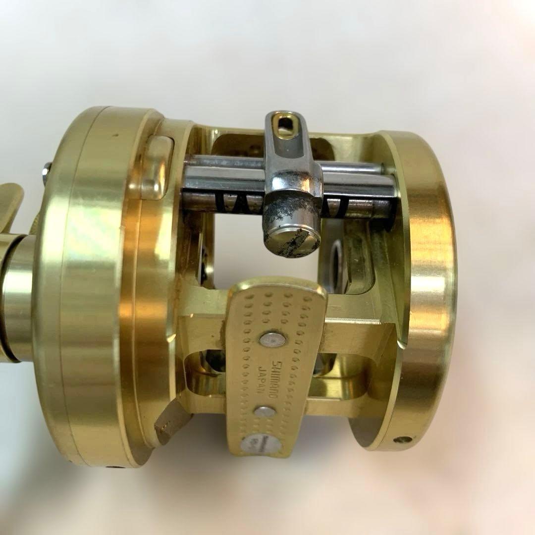 SHIMANO CALCUTTA CONQUEST 400F スプール無し