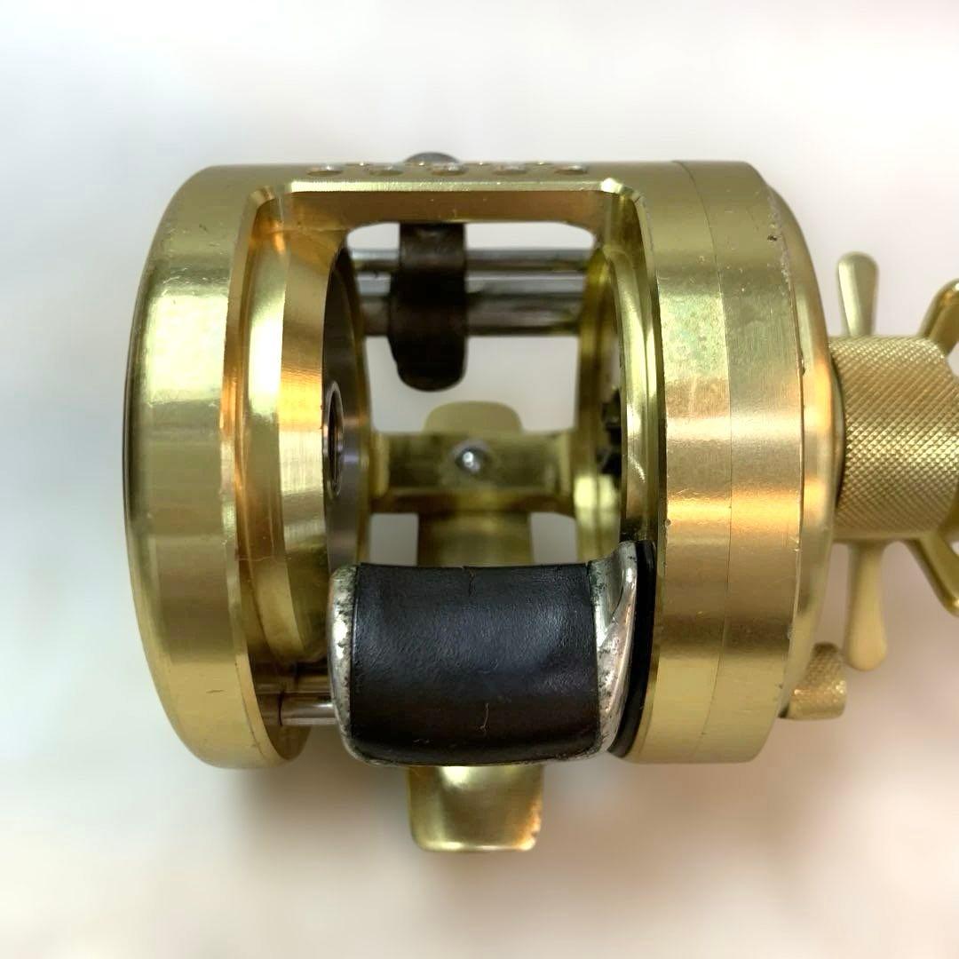 SHIMANO CALCUTTA CONQUEST 400F スプール無し