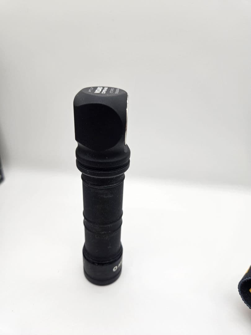 ARMYTEK C2 PRO MAX ヘッドランプ