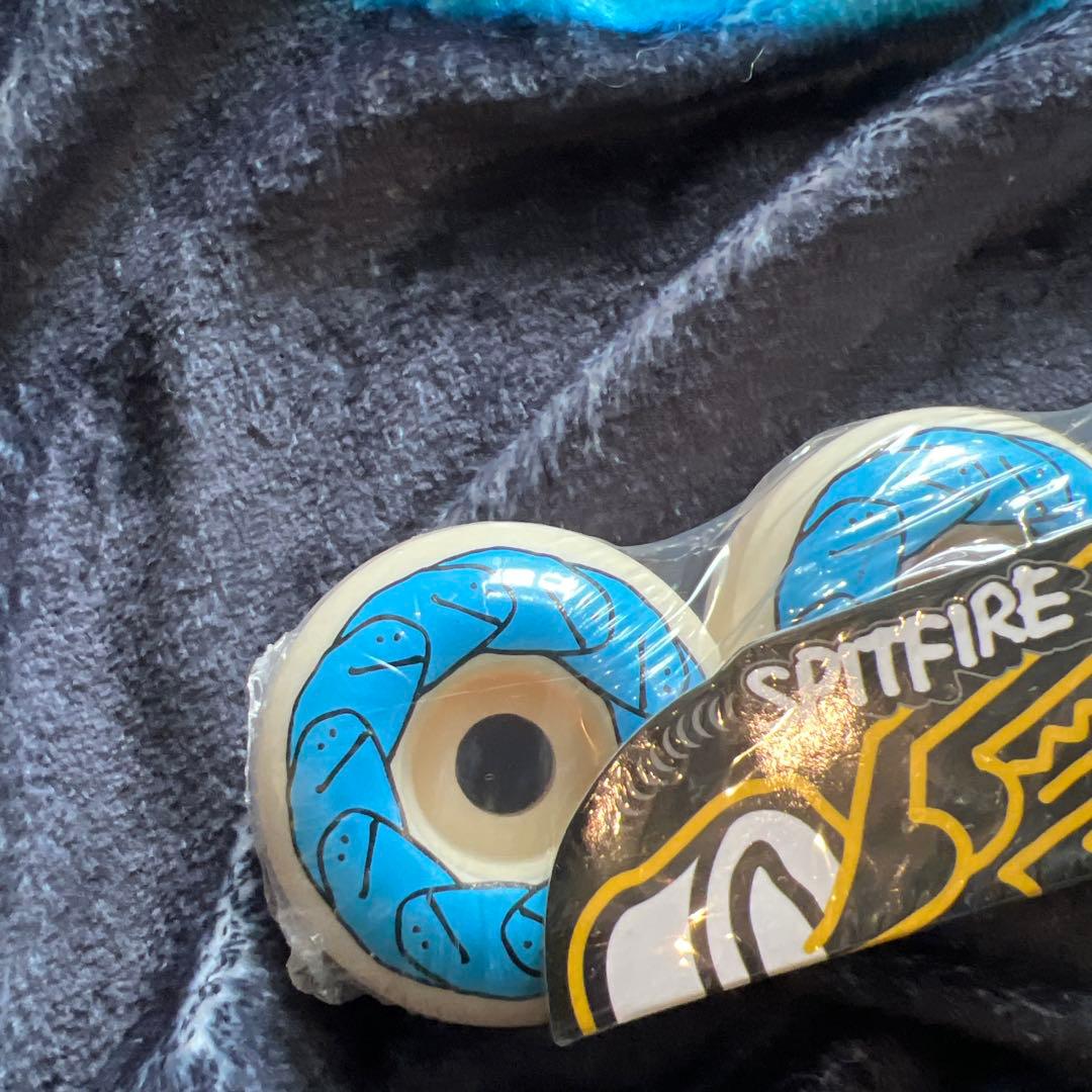 SPITFIRE MARK GONZALES 56mm99aウィール 4個入り