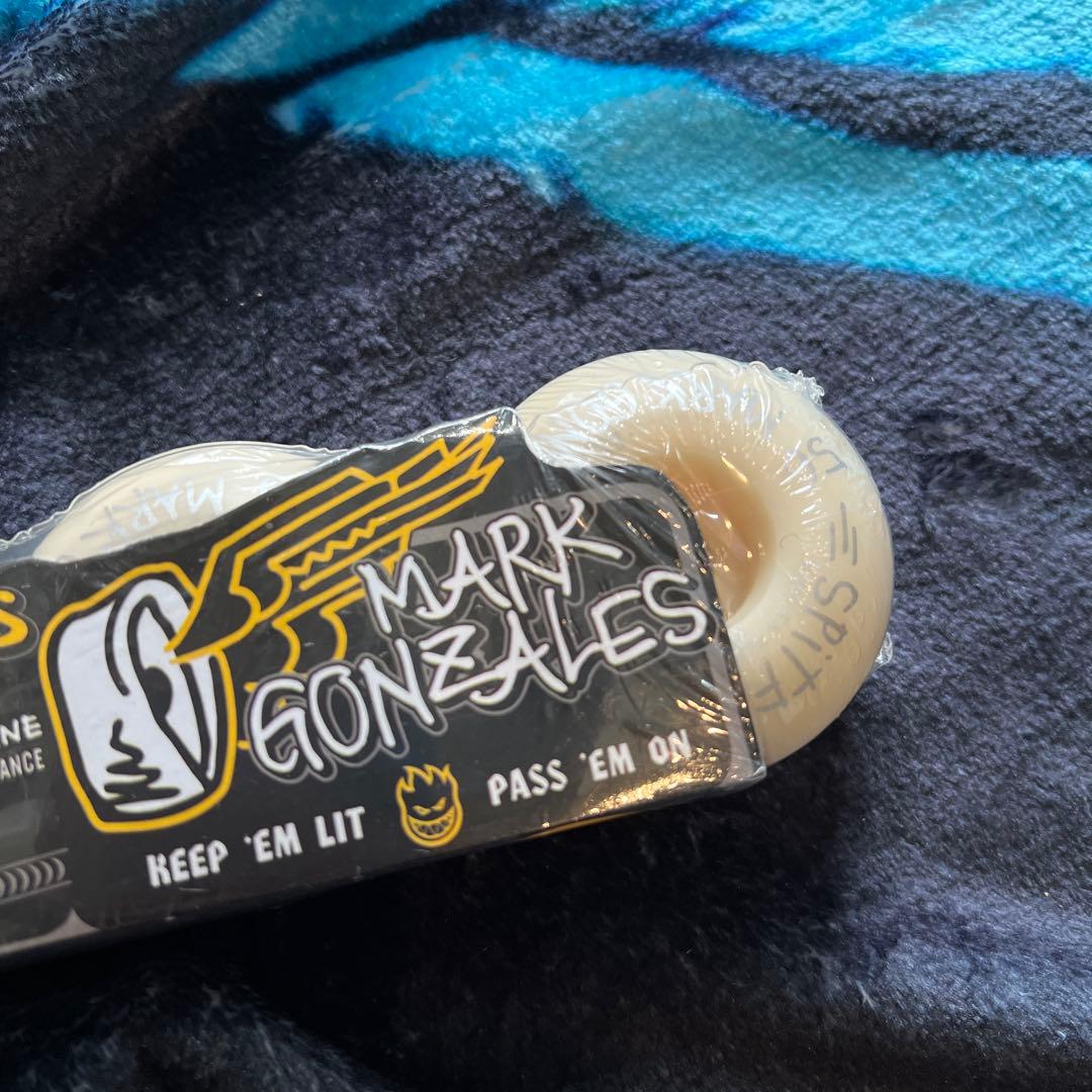 SPITFIRE MARK GONZALES 56mm99aウィール 4個入り