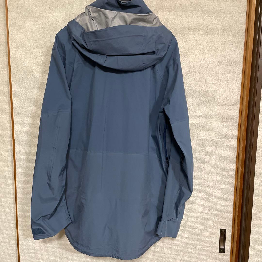 上下セットAK FREEBIRD JK 、HOVER PT BURTON