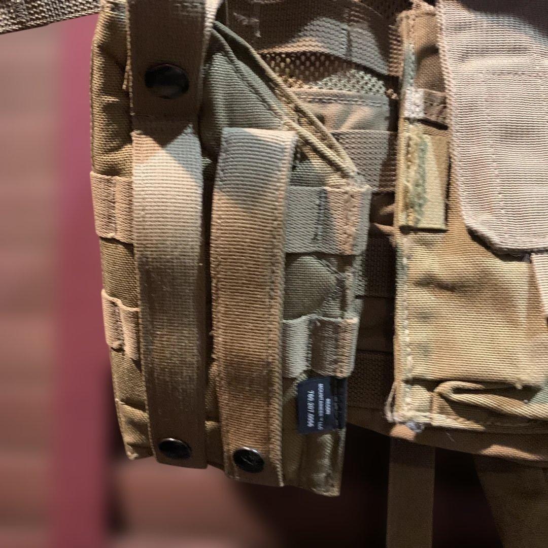 USMC MOLL2ベージュ チェストリグ 中古