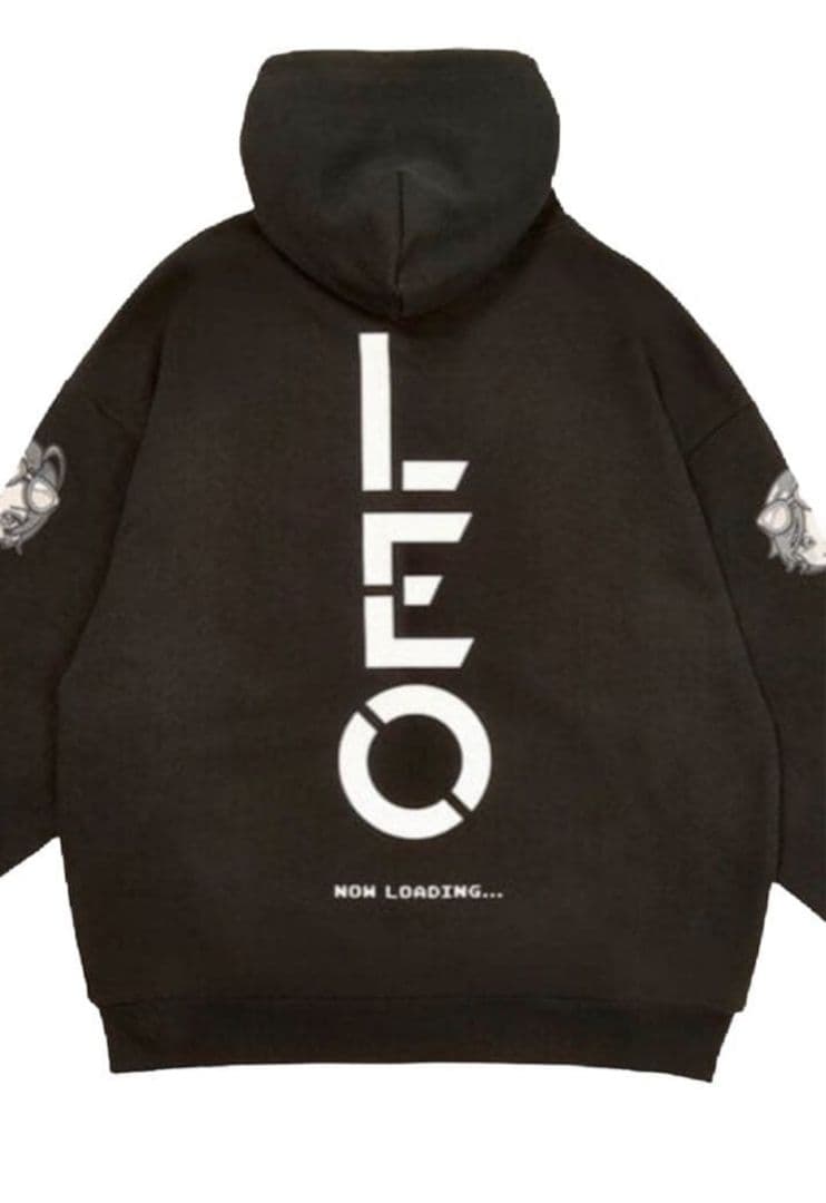 LEOジップアップブラック パーカー