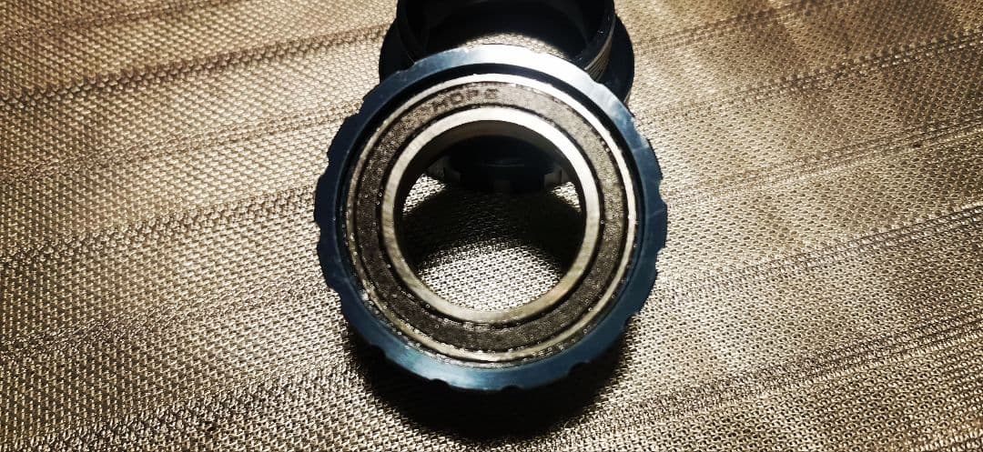 hope ボトムブラケット 68/73 24mm 美品
