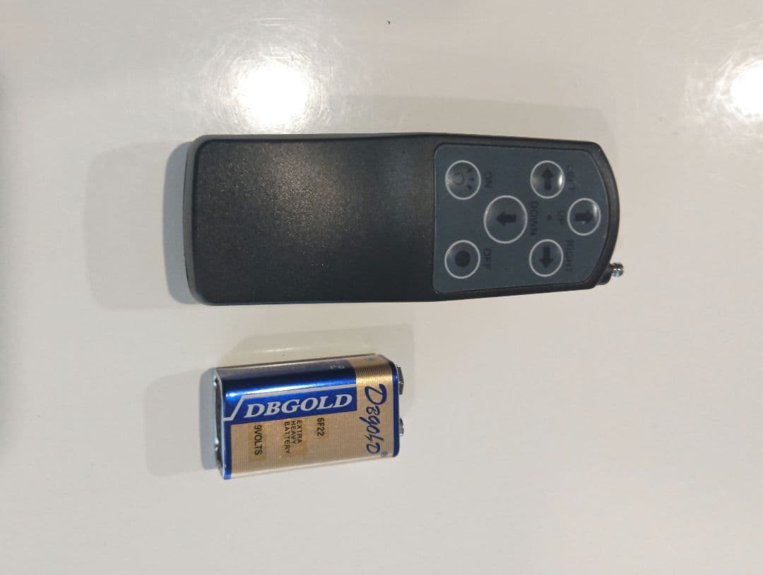 HIDサーチライト 55w 12V リモコン付き　シガータイプ