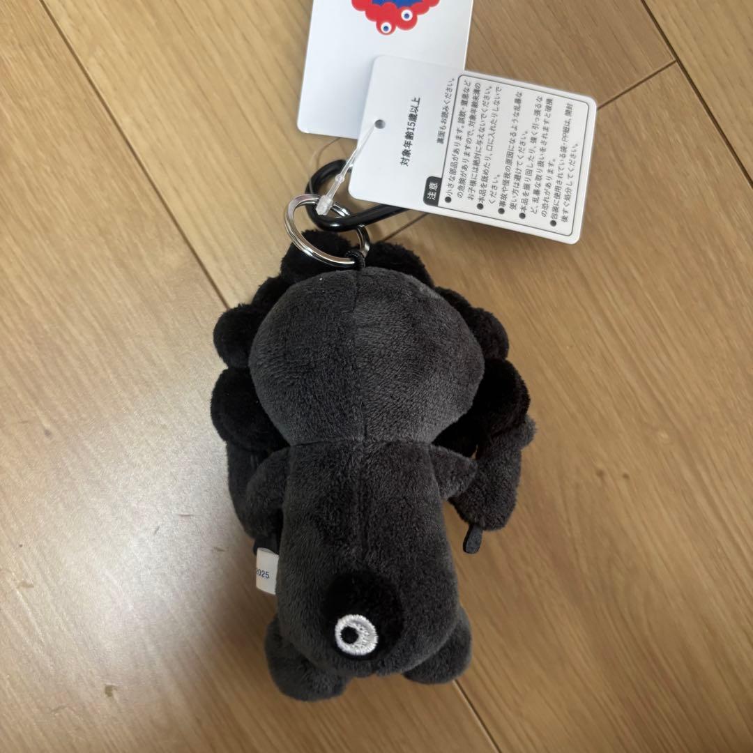 黒ミャクミャク EXPO2025 カラビナ マスコット　座り 新品