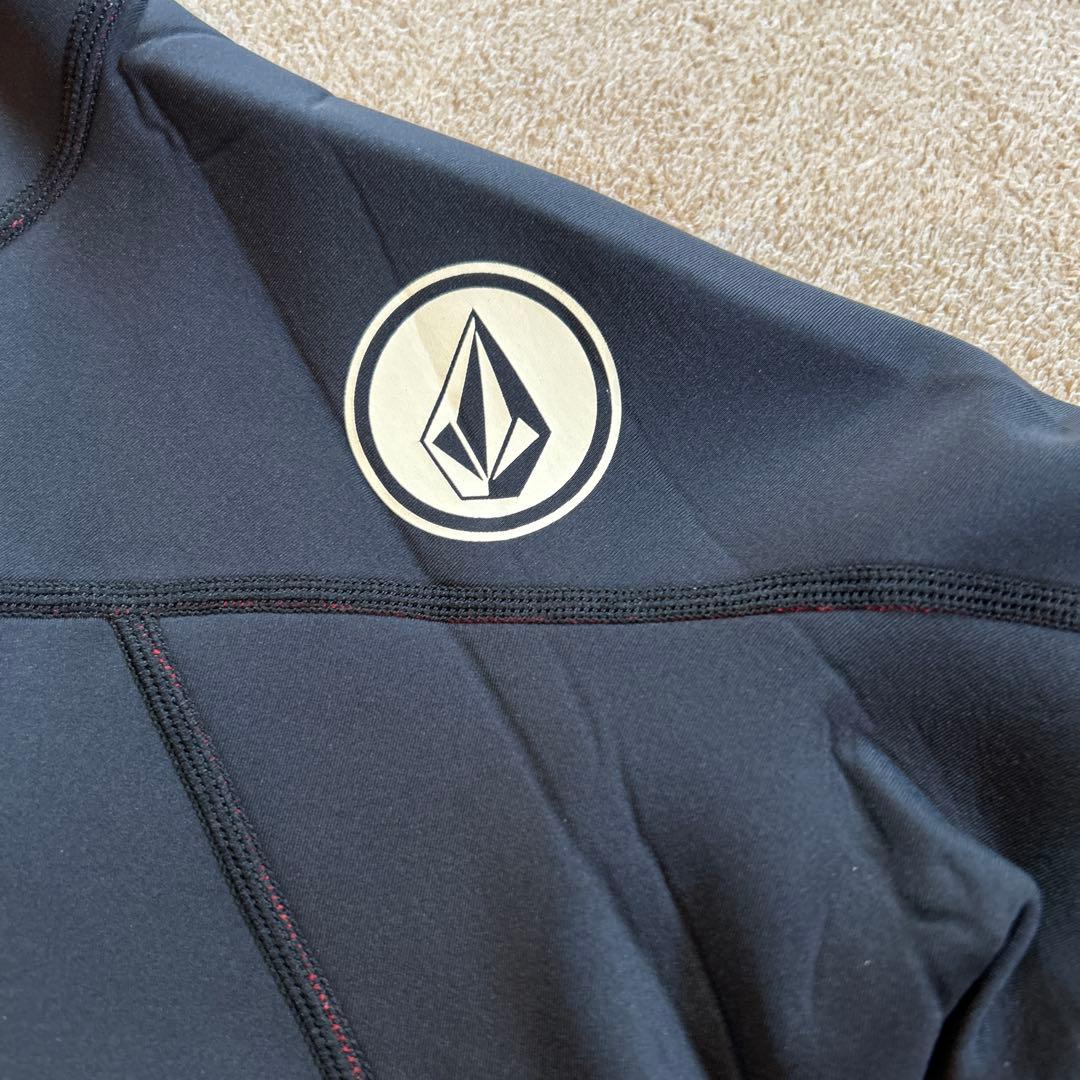 けーすけ　VOLCOM ボルコム　ウェットスーツ　タッパー