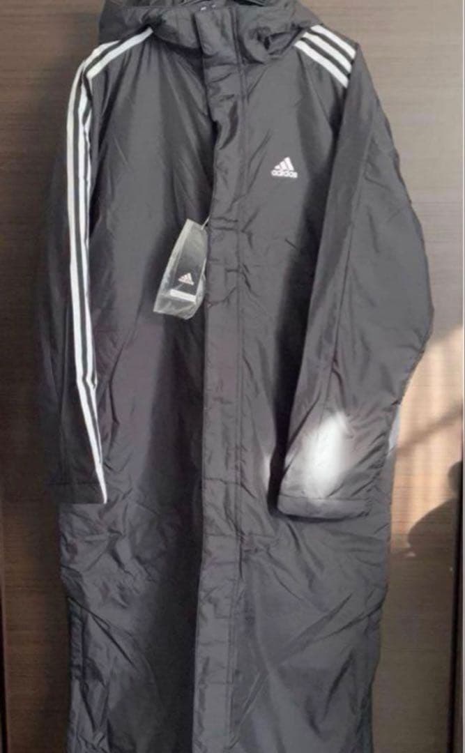 adidas ベンチコート