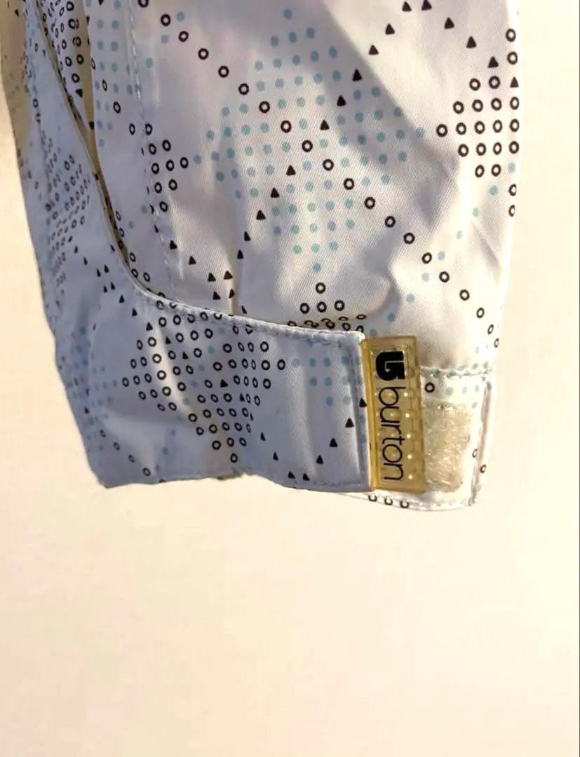(美品)BURTONスノーボードジャケット スノボウェア