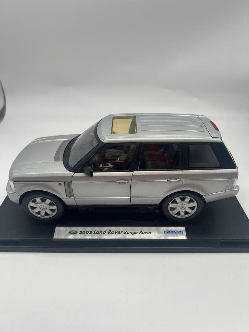 No115ミニカー1/18箱ありLand Rover Range Rover