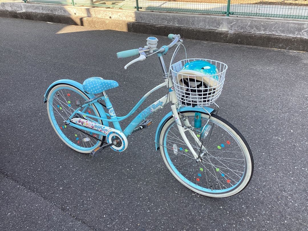 大阪府高槻市引取限定　　22インチ子供用自転車　ヘルメット付き