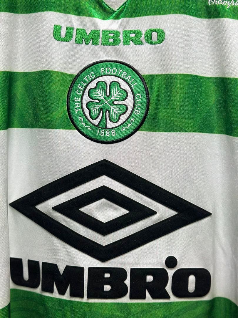 CELTIC UMBRO シャツ 緑と白のストライプ