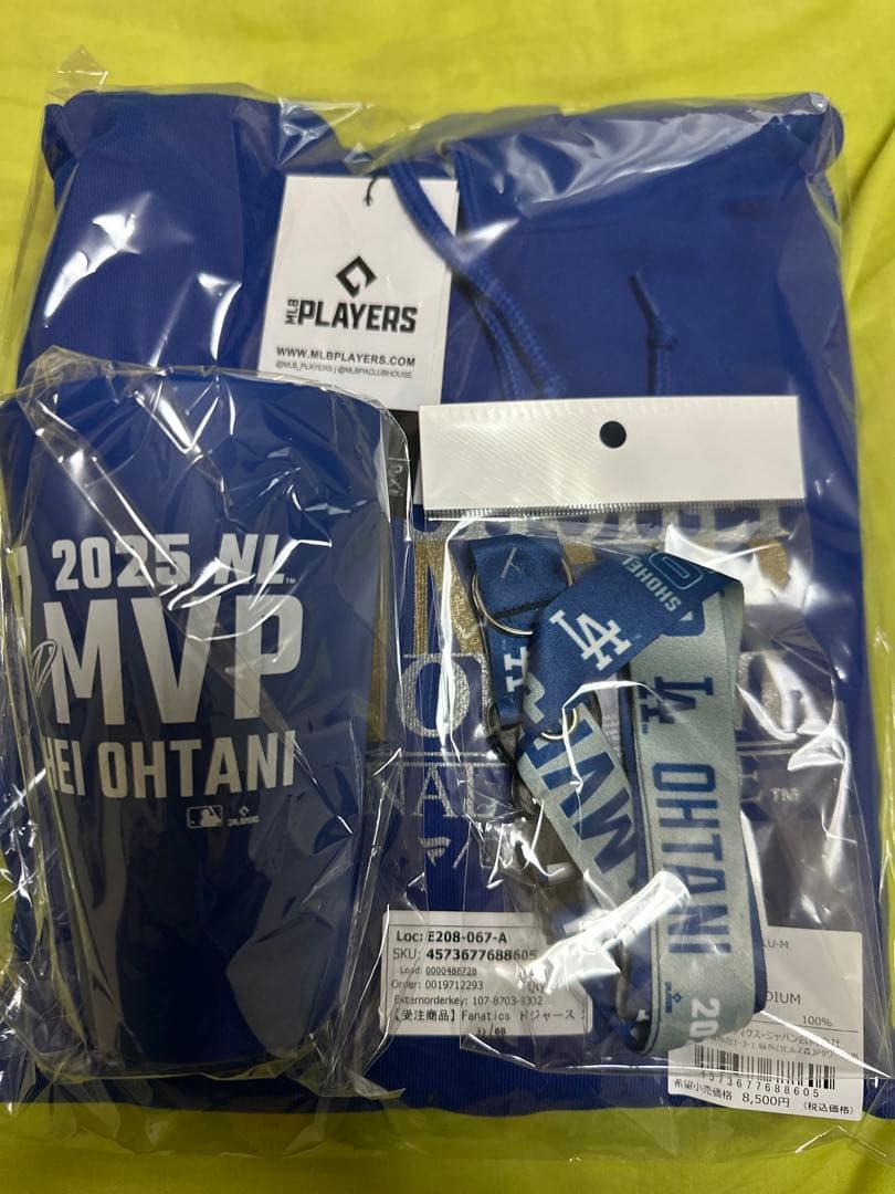 OHTANI 17番 ユニフォーム 2025年NL MVP記念グッズ