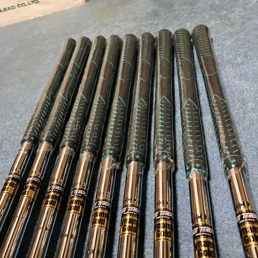 Wilson STAFF TOUR BRADE 9本 3I-9I,P,S DG