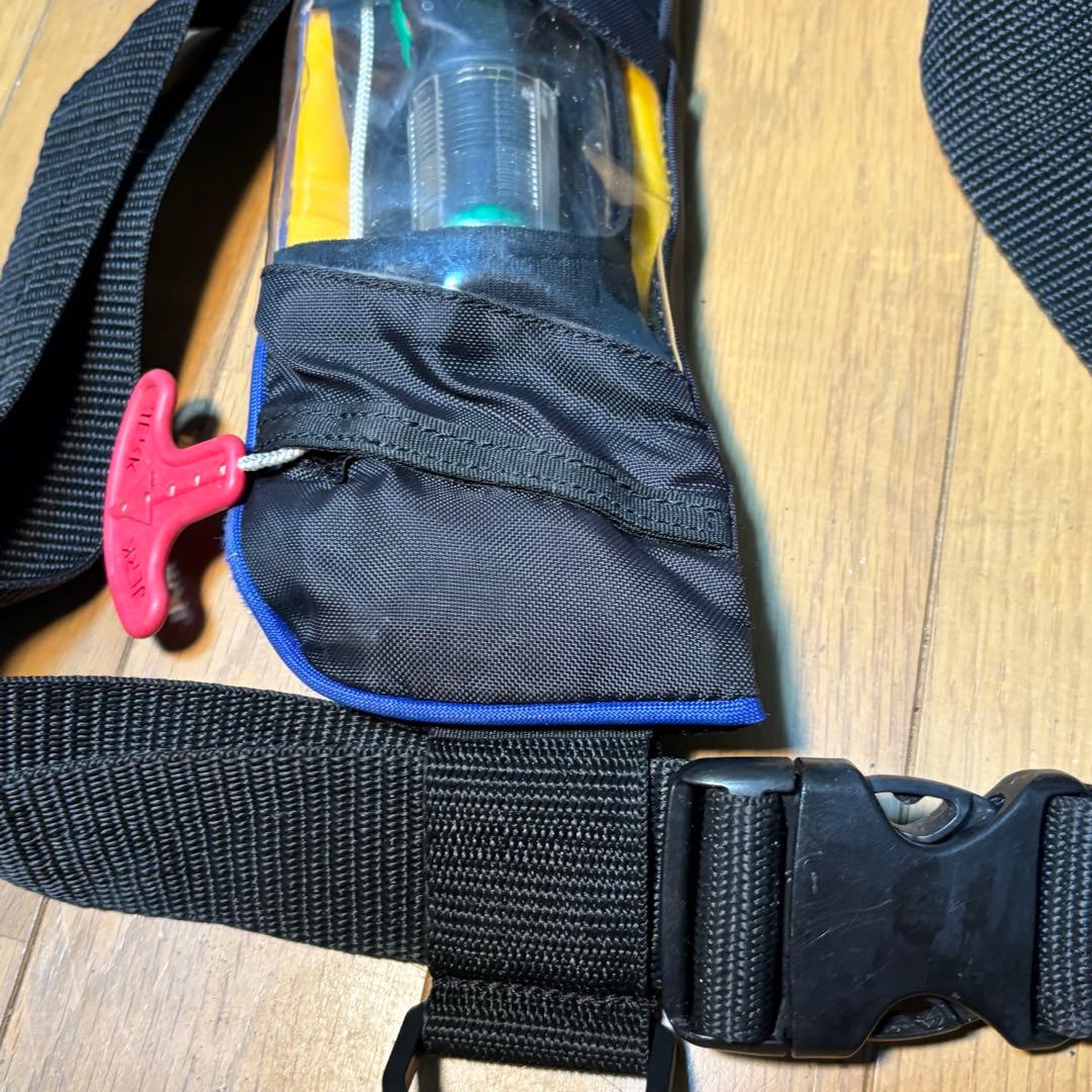 Ripple Fisher 自動膨張式ライフジャケット