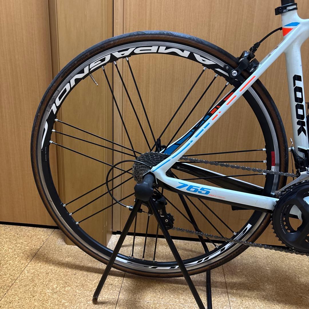 カンパニョーロ ユーラス 15C タイヤ、クイックリリース付き