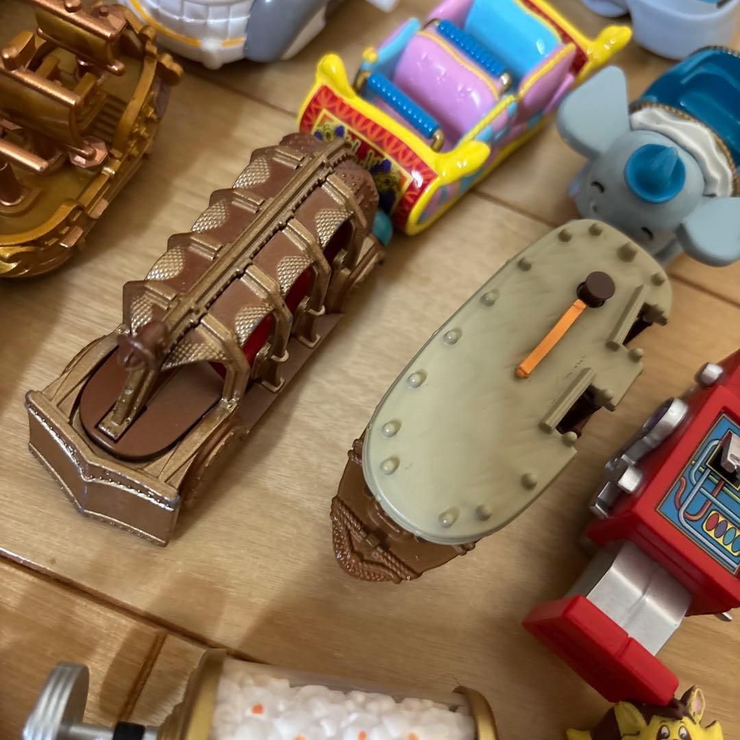ディズニー　トミカ　ミニチュアフィギュアコレクション　ファストパス
