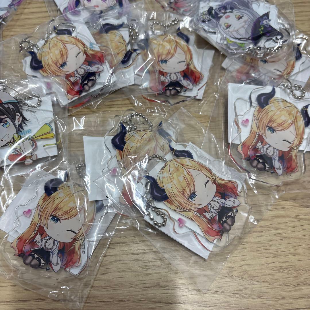 『特価』オタ引退品　ホロライブアクリルキーホルダー まとめ　20個