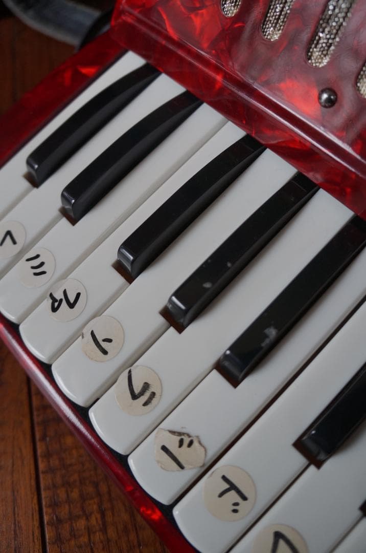 稼働品・YAMAHA・ヤマハ・S-25B・赤・アコーディオン・白黒25・鍵盤楽器