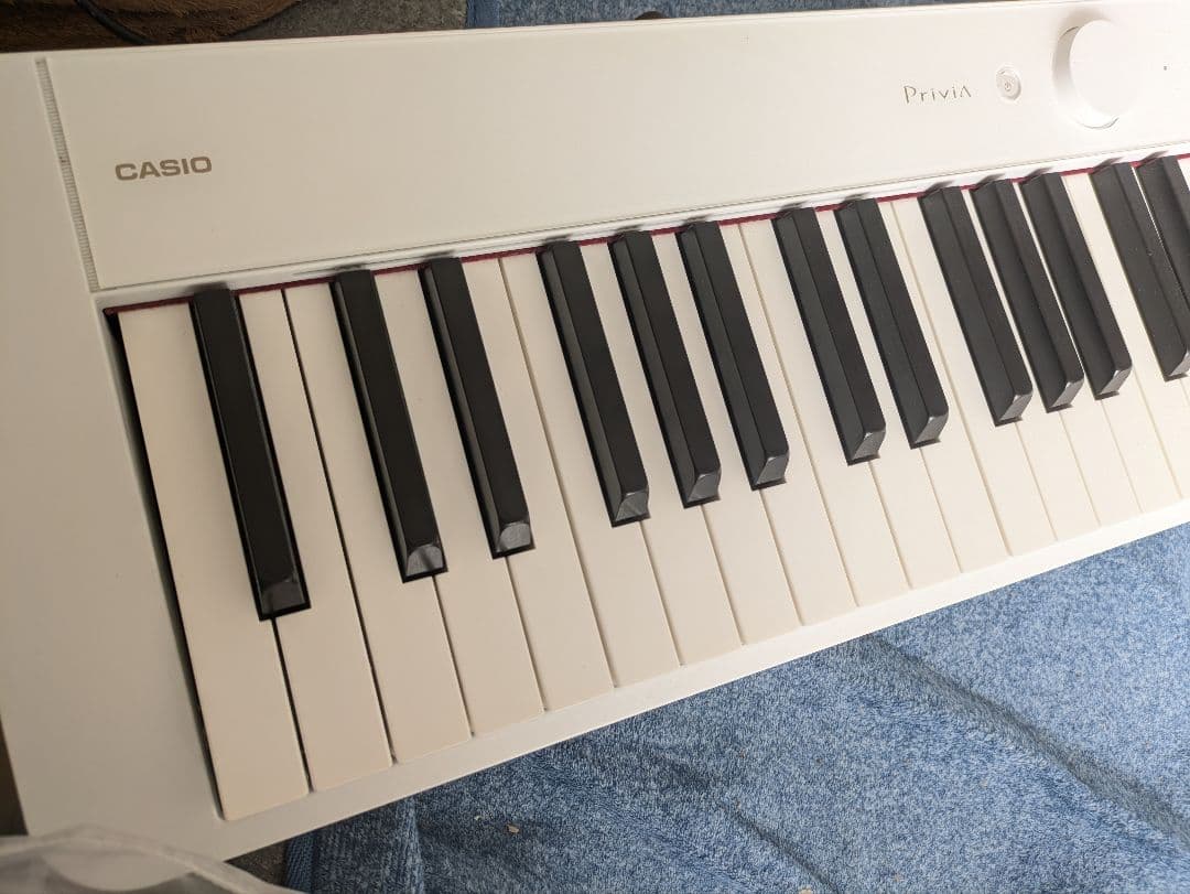 【本日限定価格】CASIO Privia PX-S1100WE ホワイト 88鍵