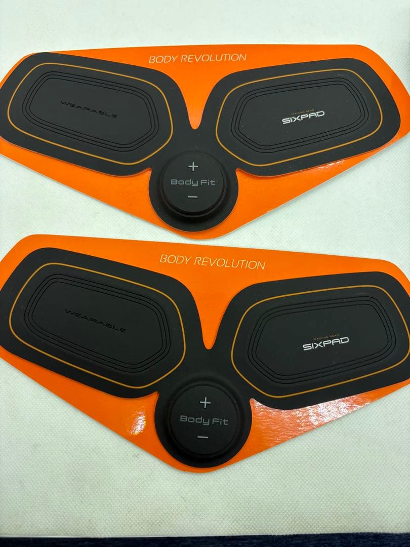 【三連休限定セール】ジェル+電池付 SIXPAD アブズフィット+ボディフィット