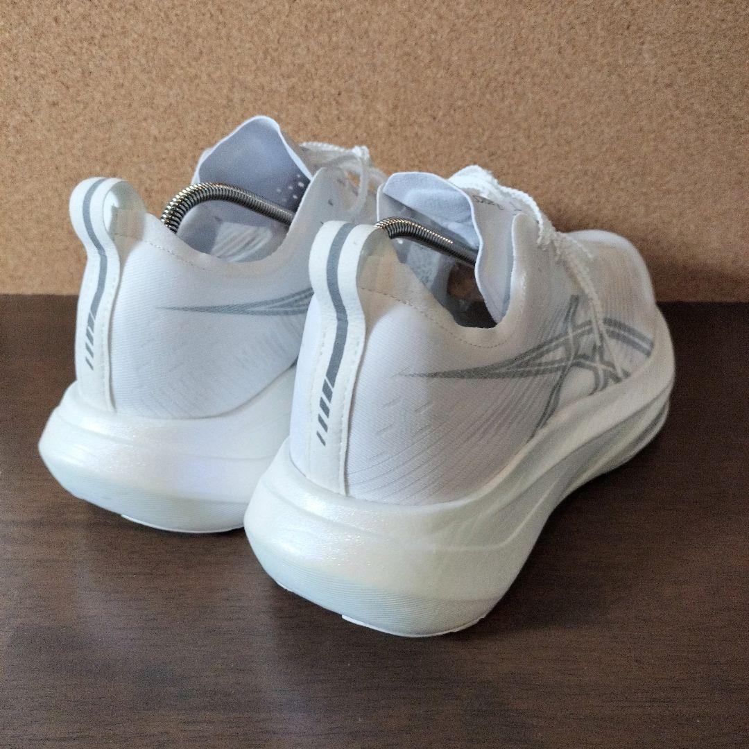 ASICS メガブラストMEGABLAST 27cm