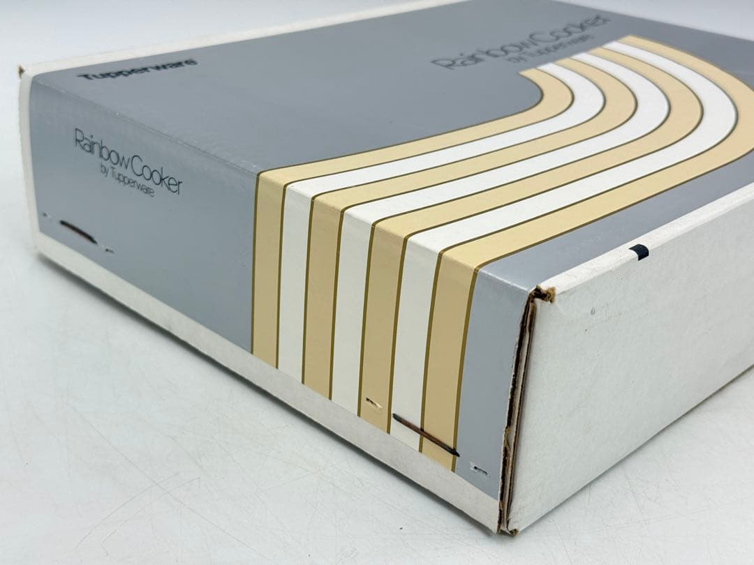 新品未使用 タッパーウェア Rainbow cookdr 26cm浅鍋