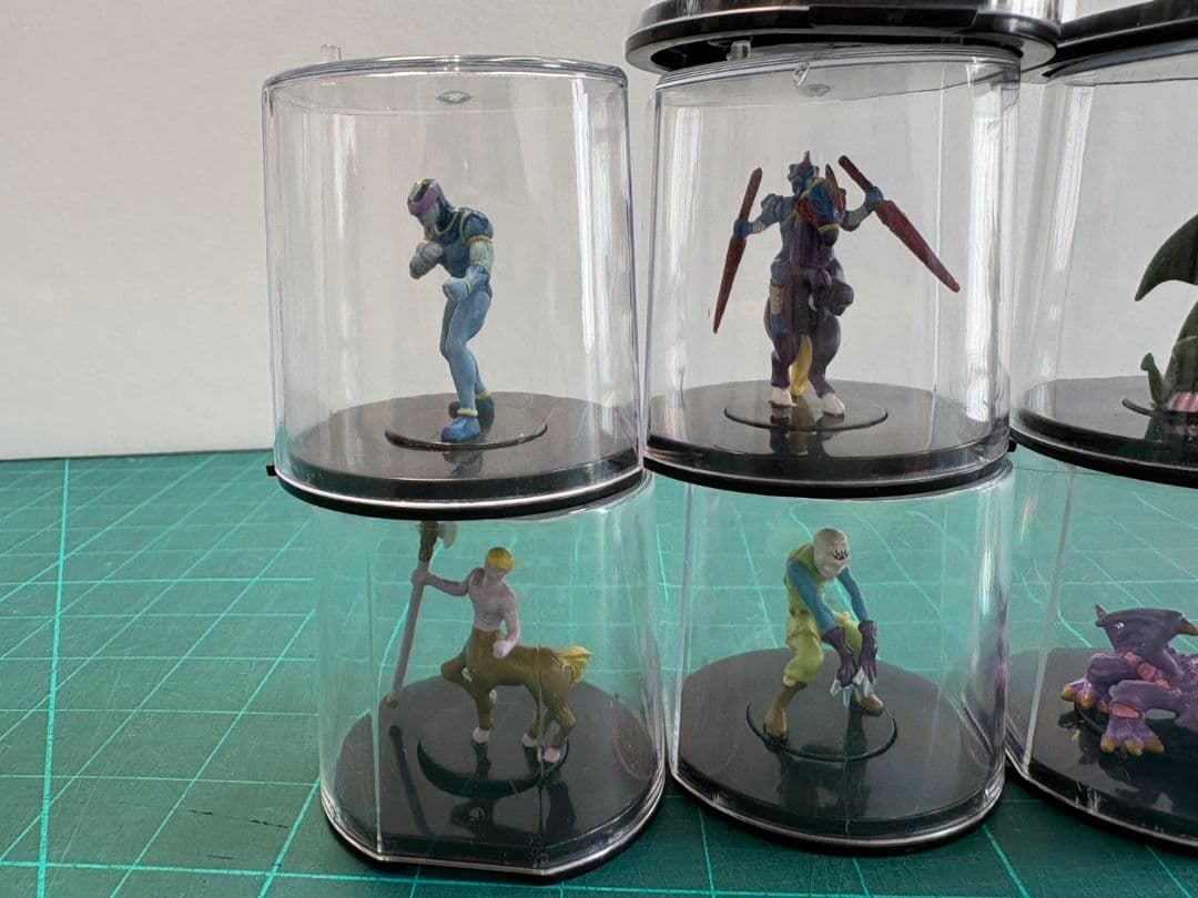 遊戯王　ダンジョンダイス　フィギュア　ケース付き
