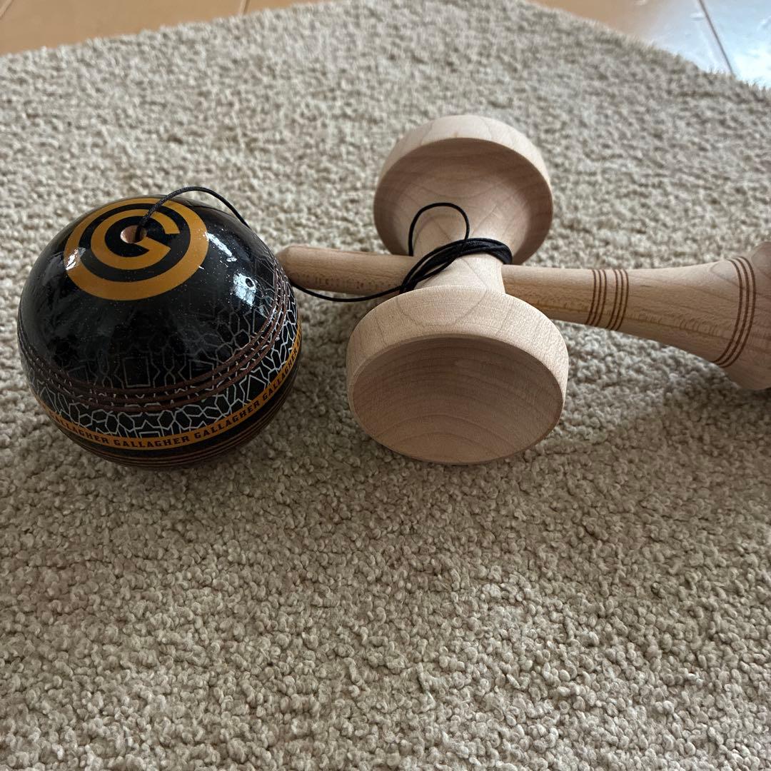 LOTUS KENDAMAS GALLAGHER けん玉