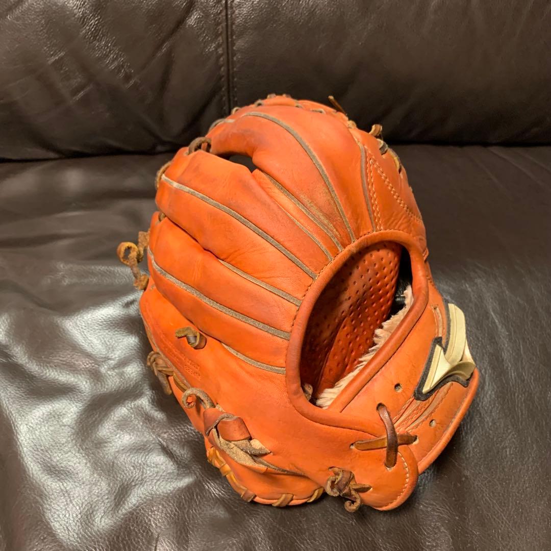 ミズノ　グローバルエリート　軟式内野手用グローブ