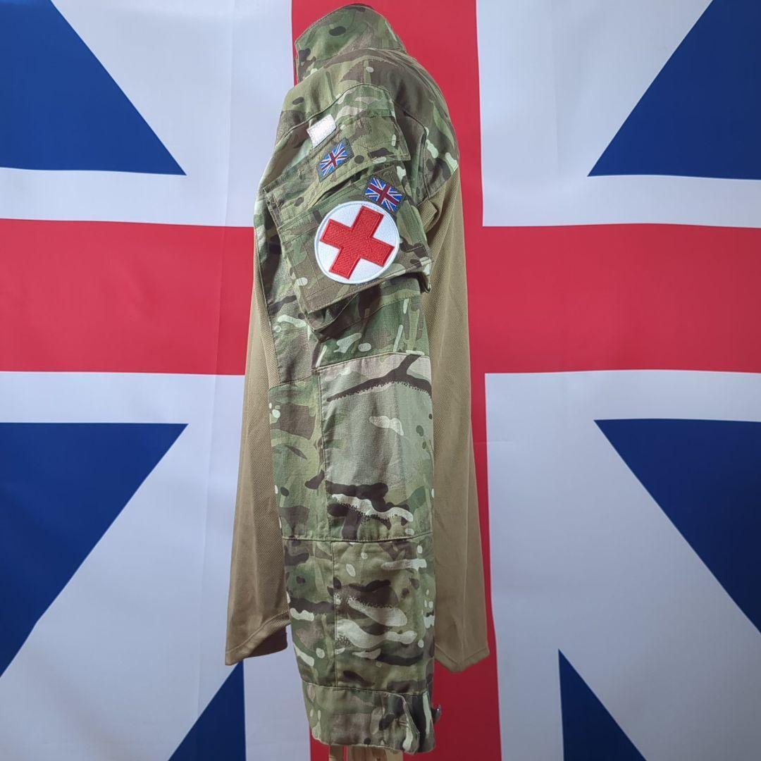 【実物】イギリス軍 コンバットシャツ MTP迷彩 UBACSメディック（衛生兵）