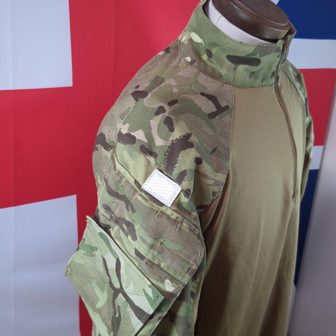 【実物】イギリス軍 コンバットシャツ MTP迷彩 UBACSメディック（衛生兵）
