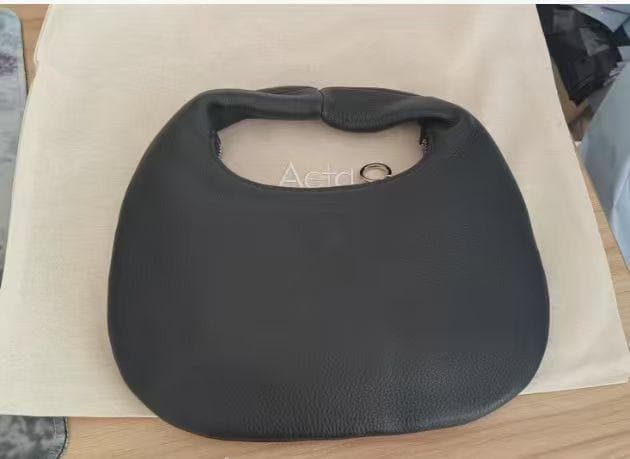 Aeta ブラックレザー ハンドバッグ Sサイズ