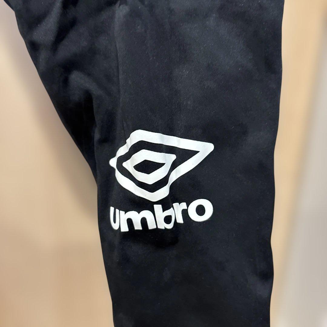 極美品 umbro ジャージ上下セットアップ ブラック/グレー/オリーブ M