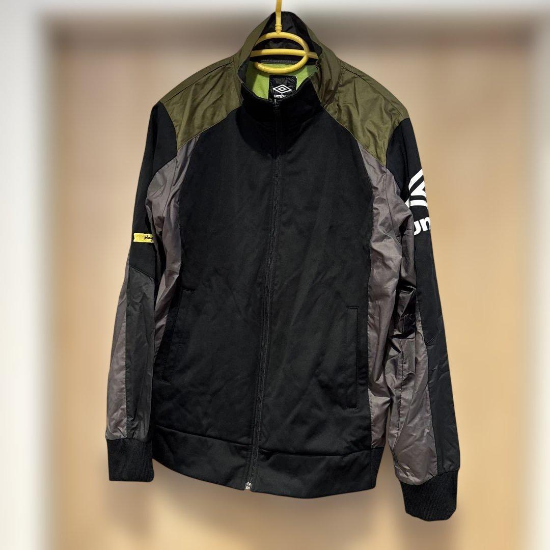 極美品 umbro ジャージ上下セットアップ ブラック/グレー/オリーブ M
