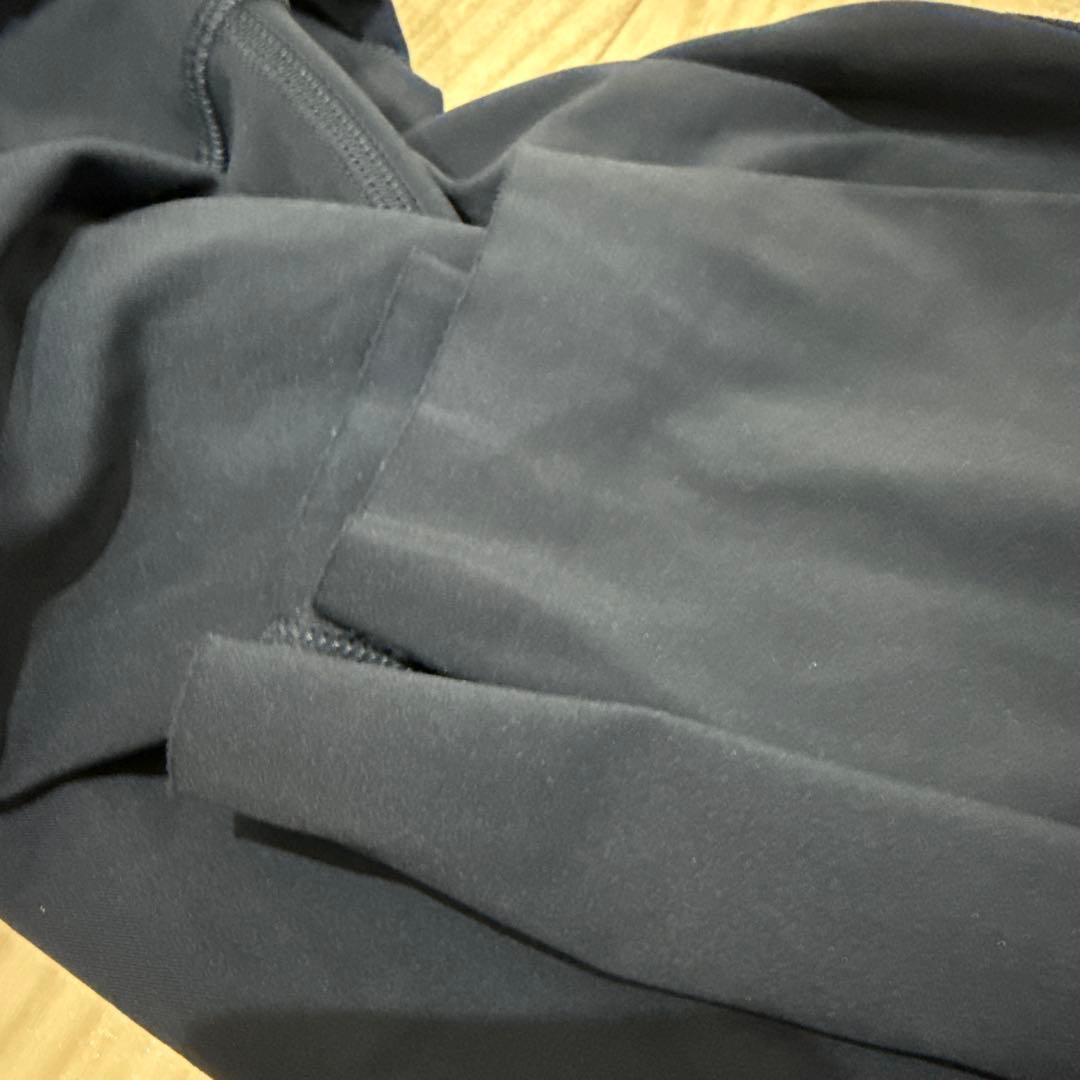 ルルレモン　Base pace asia fit s 24 紺　ネイビー