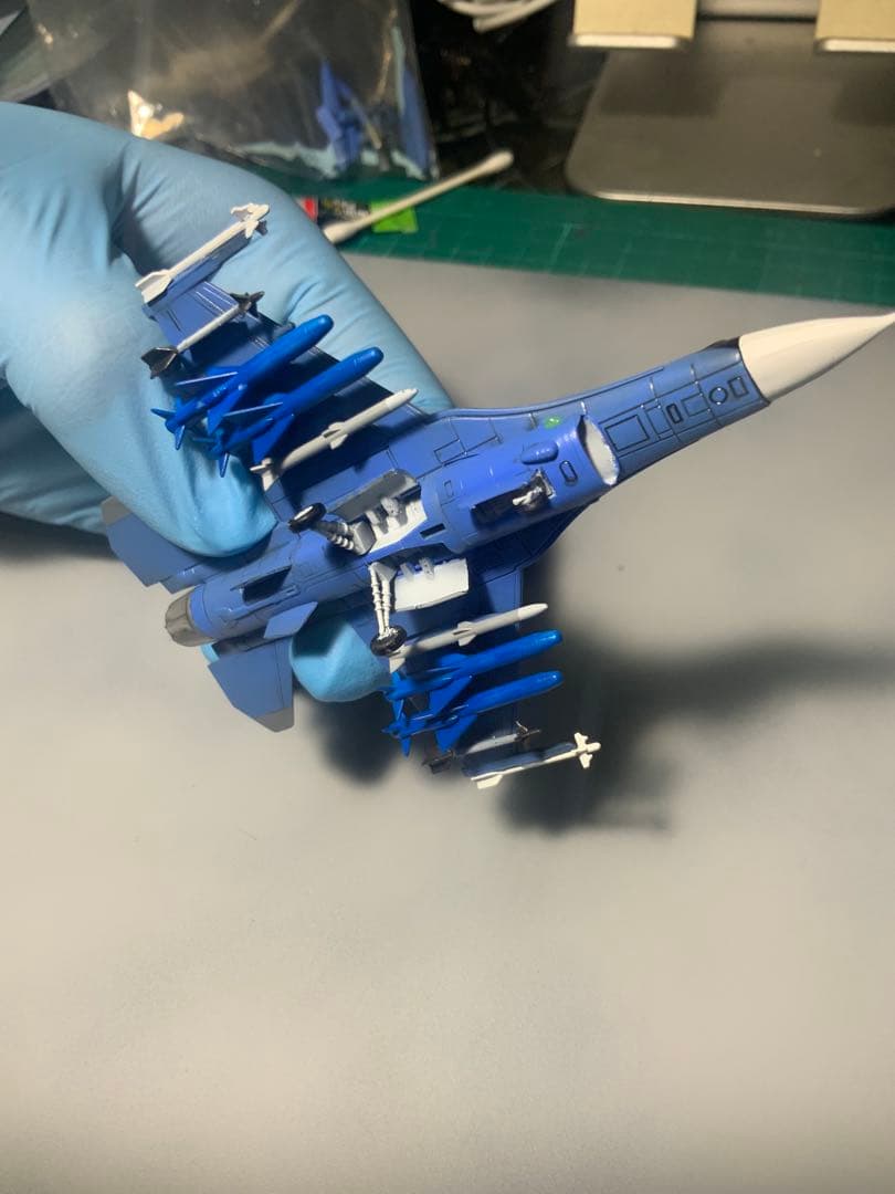 1/144スケール、プラッツF2A戦闘機オーシア空軍仕様