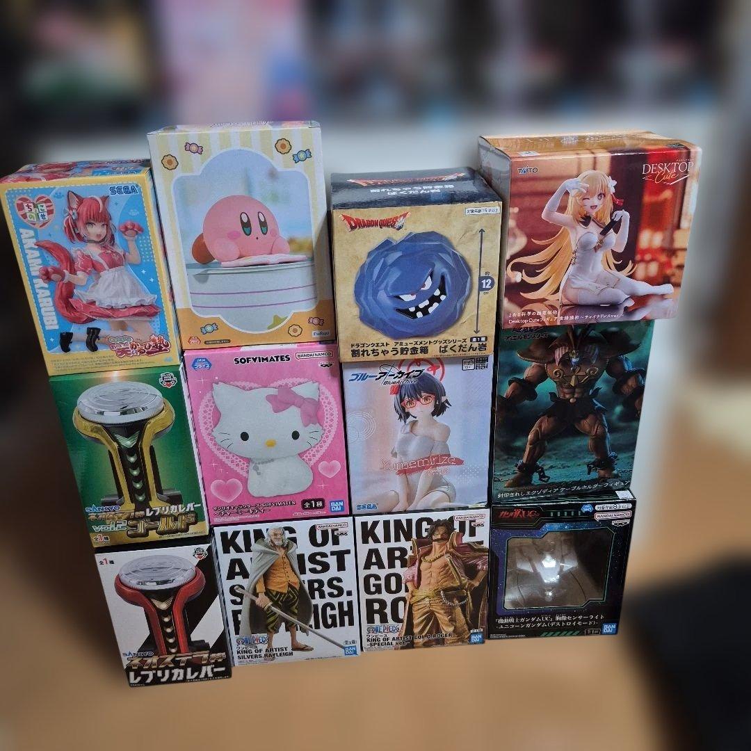 ONE PIECE　To LOVEるなど　フィギュア28体セット　まとめ売り