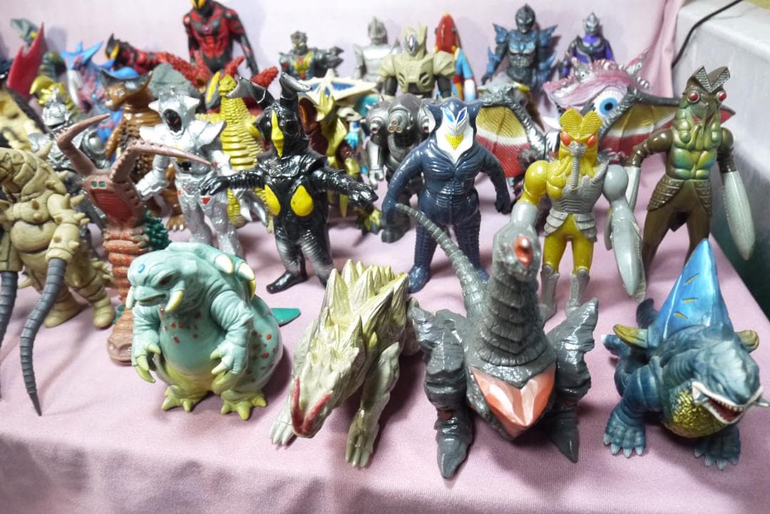 ウルトラ怪獣シリーズ　DXシリーズ　怪獣ソフビ　56体